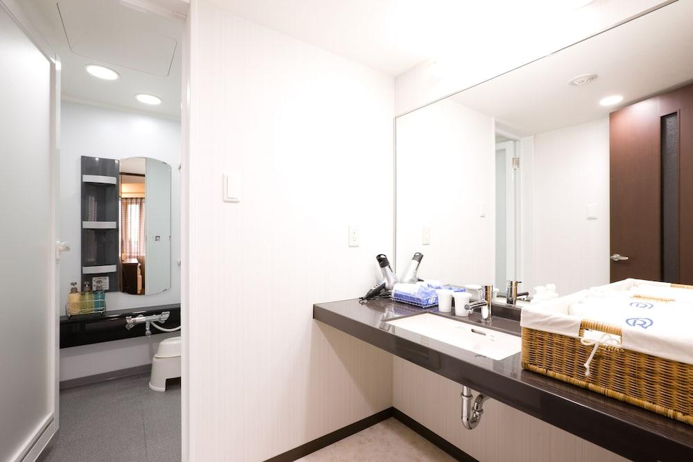 Daiwa Roynet Hotel Okayama Ekimae Eksteriør bilde